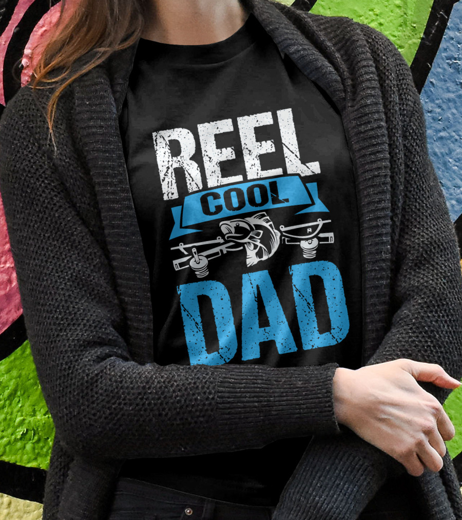 Reel Cool Dad Fishing T-Shirt