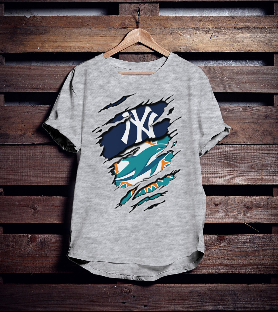 Yankees Dolphins Logo Fusion Sports Fans T-Shirt