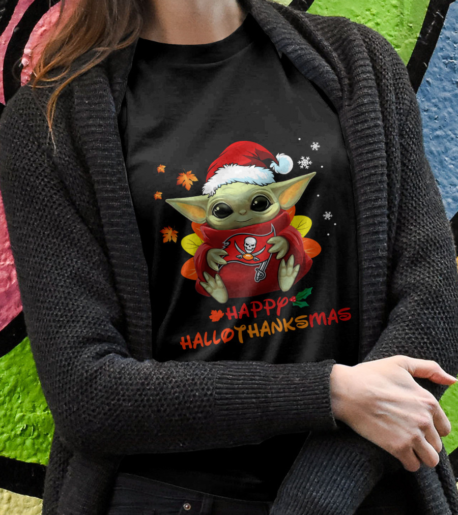 Happy Hallothanksmas Tampa Bay Buccaneers Baby Yoda 505 L1PTT T-Shirt