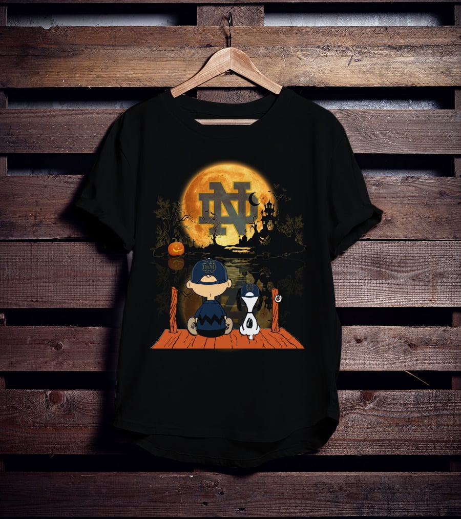 Notre Dame Fighting Irish Halloween Moonlit Scene With Peanuts Characters T-Shirt