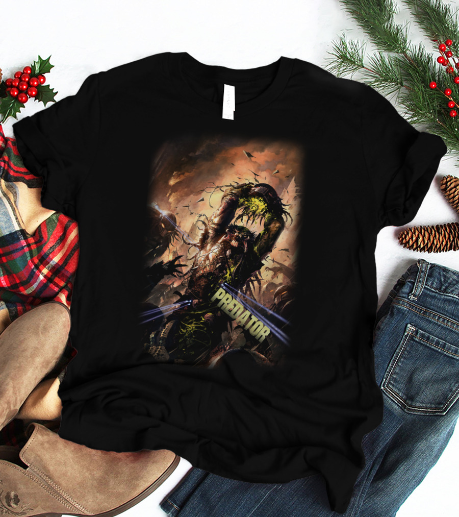 Predator Alien Creature Battle Scene T-Shirt