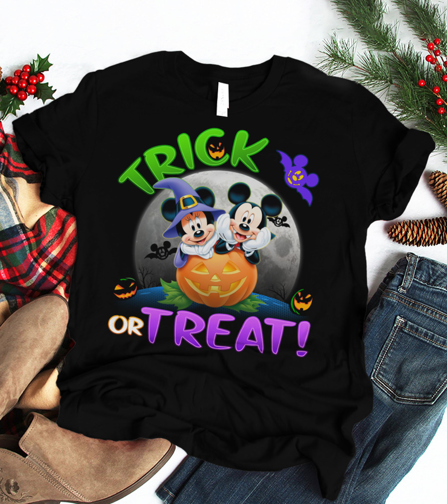 Trick Or Treat Mickey And Minnie Halloween Jack-O'-Lantern Moon T-Shirt
