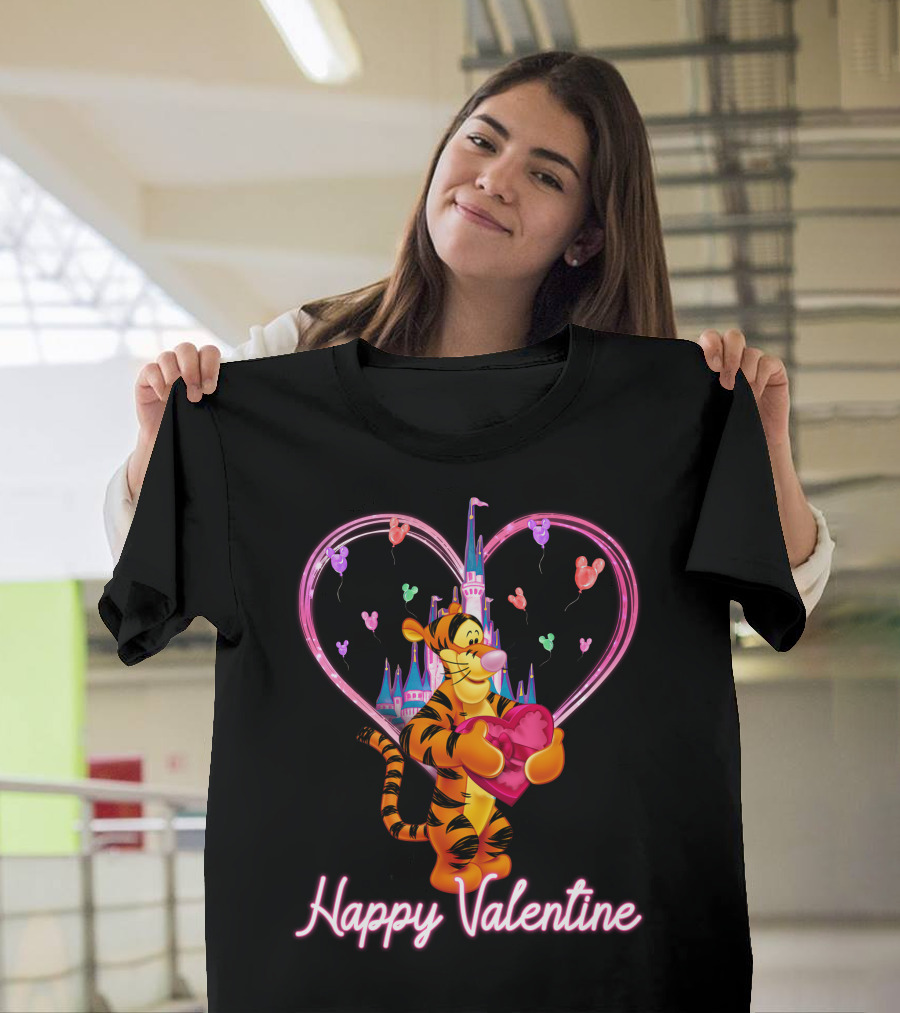 Tigger Happy Valentine Heart Castle Balloons T-Shirt