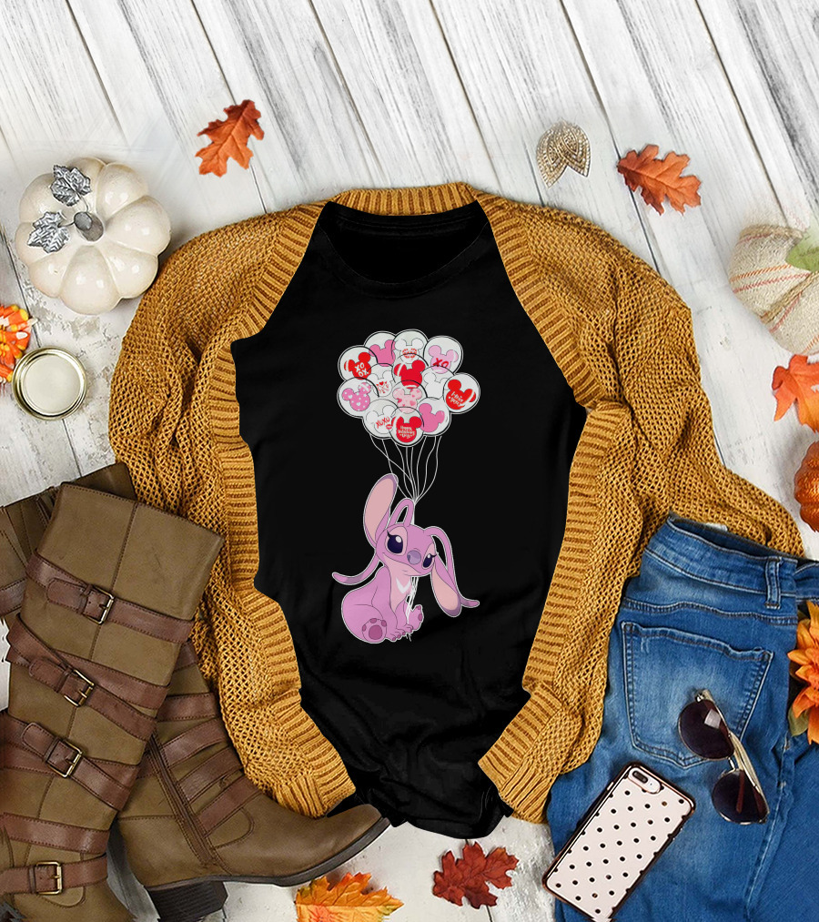 Angel Valentine's Day Balloons And Hearts T-Shirt