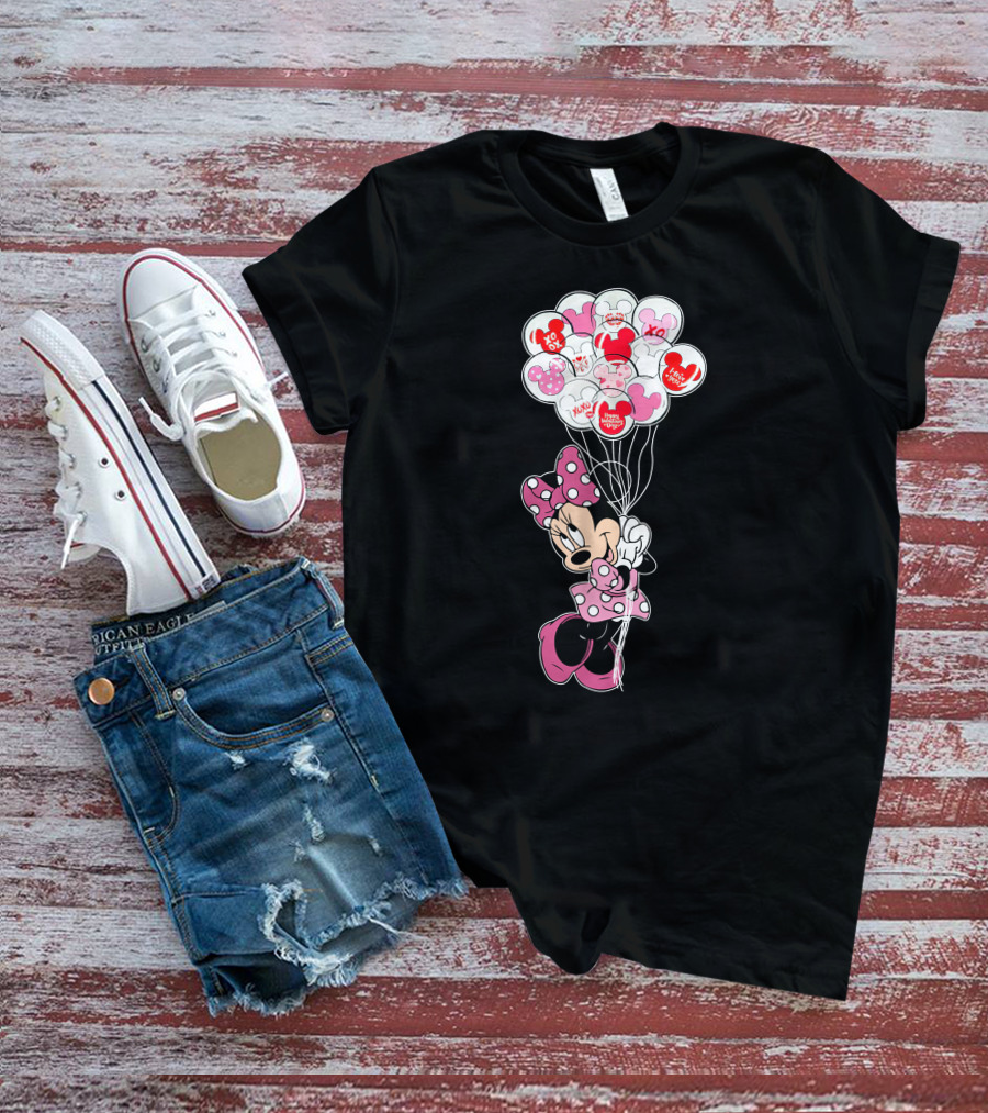 Minnie Mouse Holding Heart Balloons With Xoxo And Hugs Kisses Patterns T-Shirt