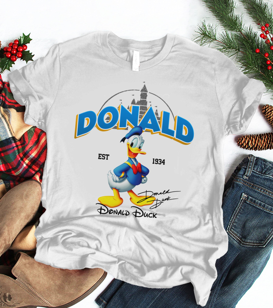 Donald Duck Est 1934 Signature Disney Castle T-Shirt