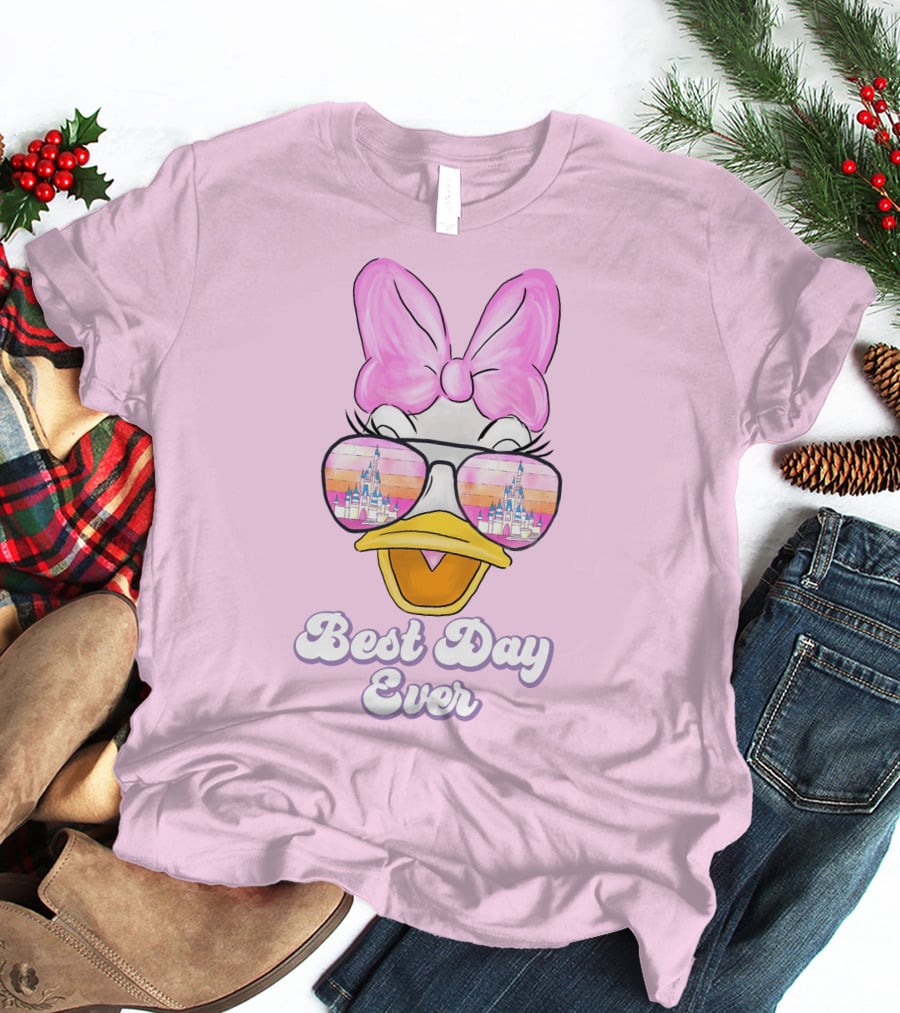 Best Day Ever Daisy Duck Disney Castle Reflection T-Shirt