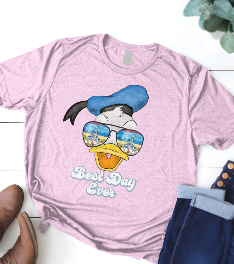 Donald Duck Best Day Ever Sunglasses And Castle T-Shirt