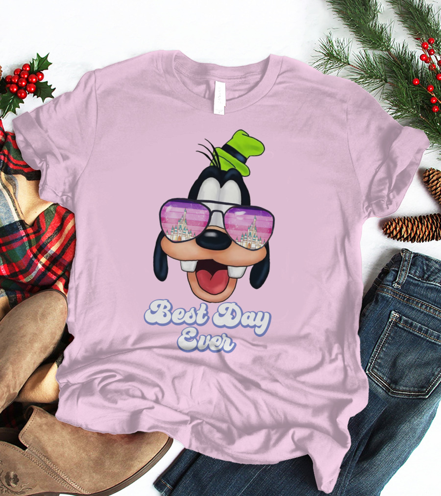 Goofy Best Day Ever Sunglasses Castle Reflection T-Shirt