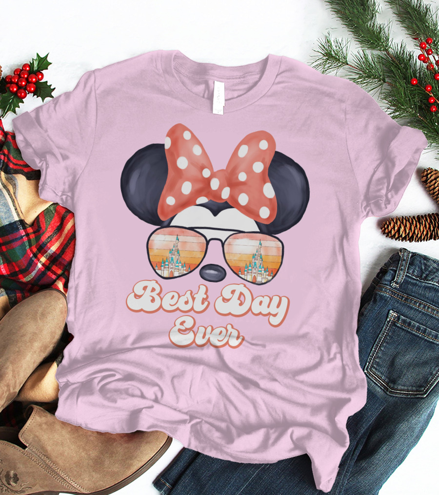 Minnie Mouse Best Day Ever Castle Sunglasses T-Shirt