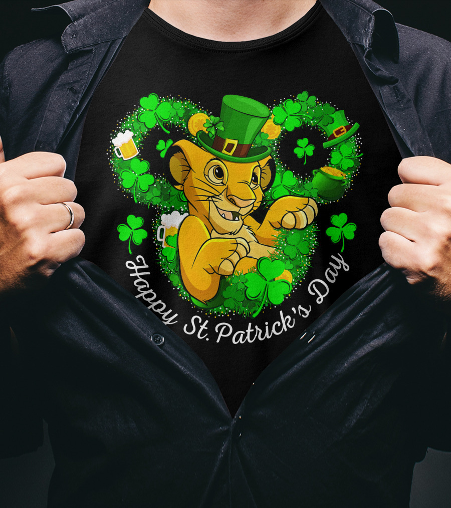 Simba Happy St. Patrick's Day With Shamrock And Green Hat T-Shirt