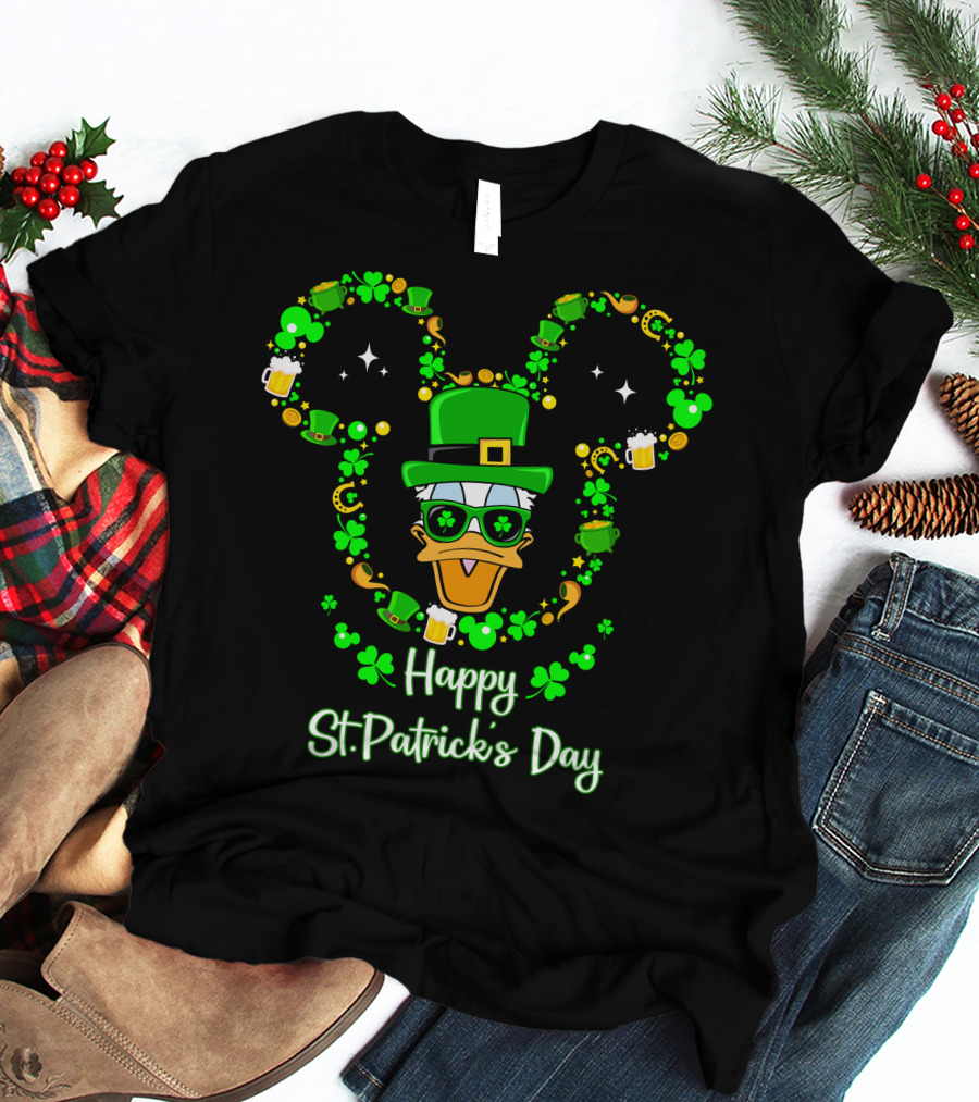 Happy St. Patrick's Day Donald Duck With Shamrocks And Beer T-Shirt