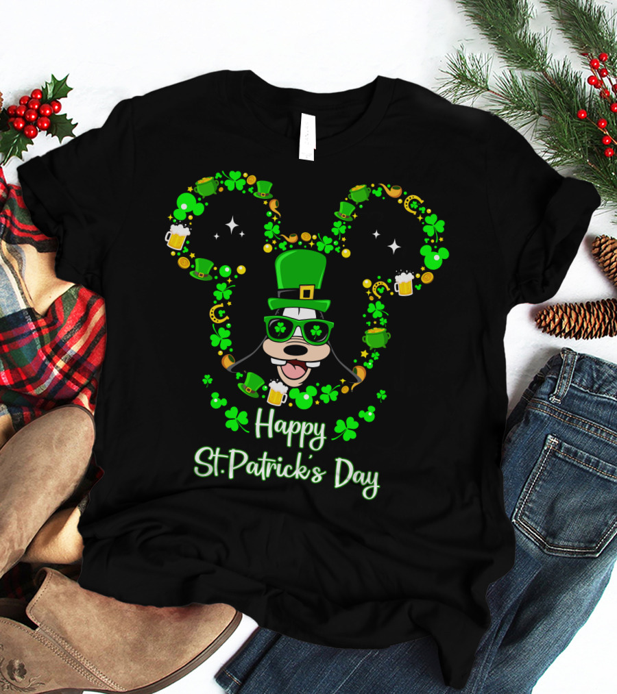 Happy St. Patrick's Day Goofy With Shamrocks And Leprechaun Hat T-Shirt