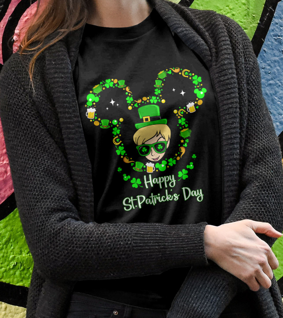 Happy St. Patrick's Day Tinkerbell In Green Hat With Shamrocks And Beers T-Shirt