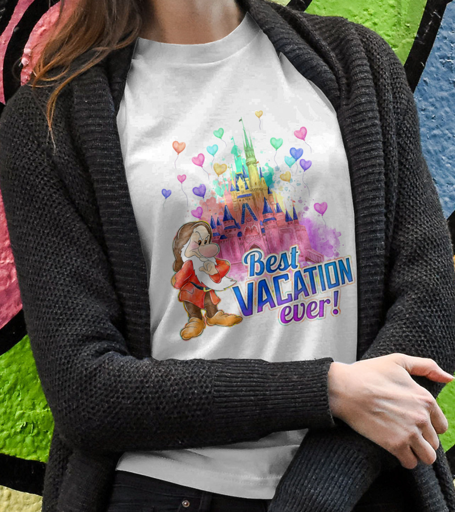 Best Vacation Ever Grumpy Castle Balloons T-Shirt
