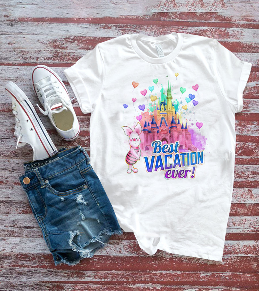 Piglet Best Vacation Ever Colorful Castle And Hearts T-Shirt