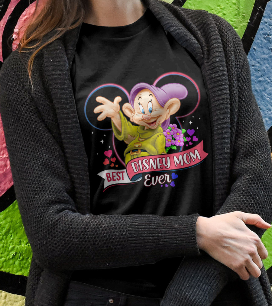 Best Disney Mom Ever With Dopey And Hearts T-Shirt