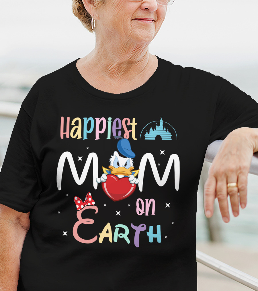 Happiest Mom On Earth Donald Duck Heart Castle T-Shirt