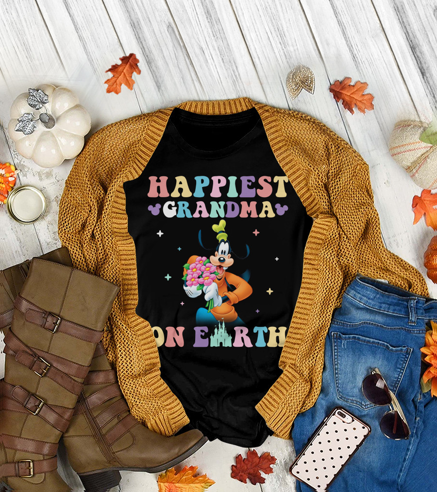 HAPPIEST GRANDMA ON EARTH GOOFY T-Shirt