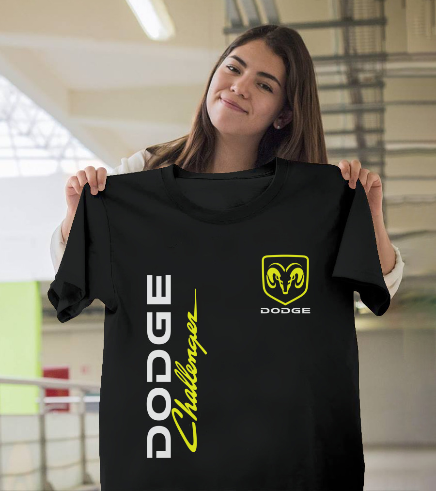 Dodge Challenger 01 Ram T-Shirt