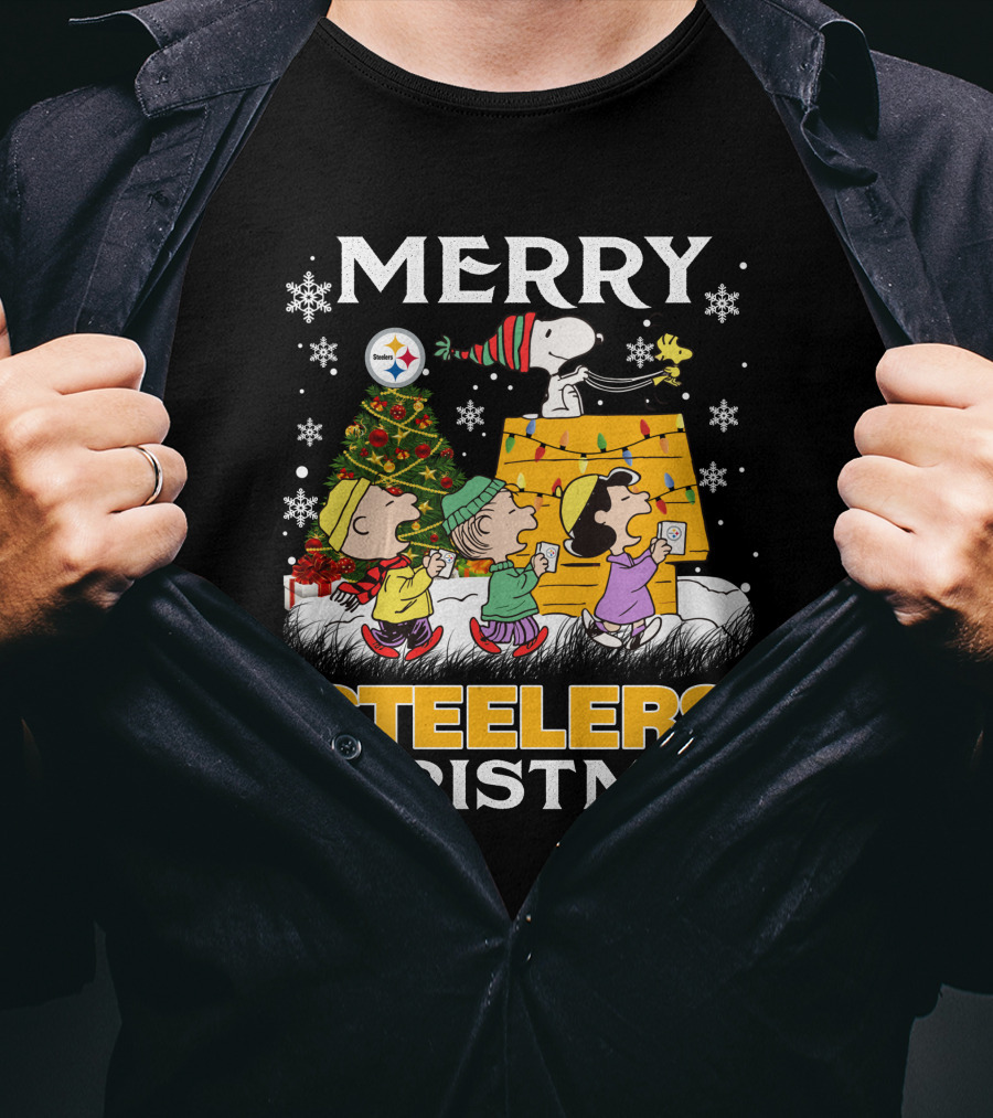 Merry Christmas Steelers Snoopy Peanuts Characters Weihnachten T-Shirt