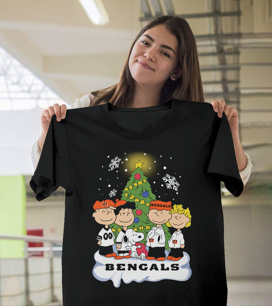 Snoopy Bengals Christmas Tree Peanuts Characters T-Shirt