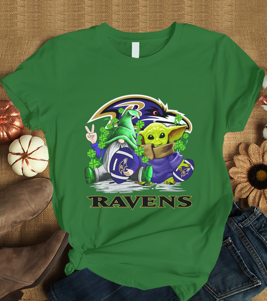 Baltimore Ravens St. Patrick's Day Football Gnome And Baby Alien With Shamrocks T-Shirt