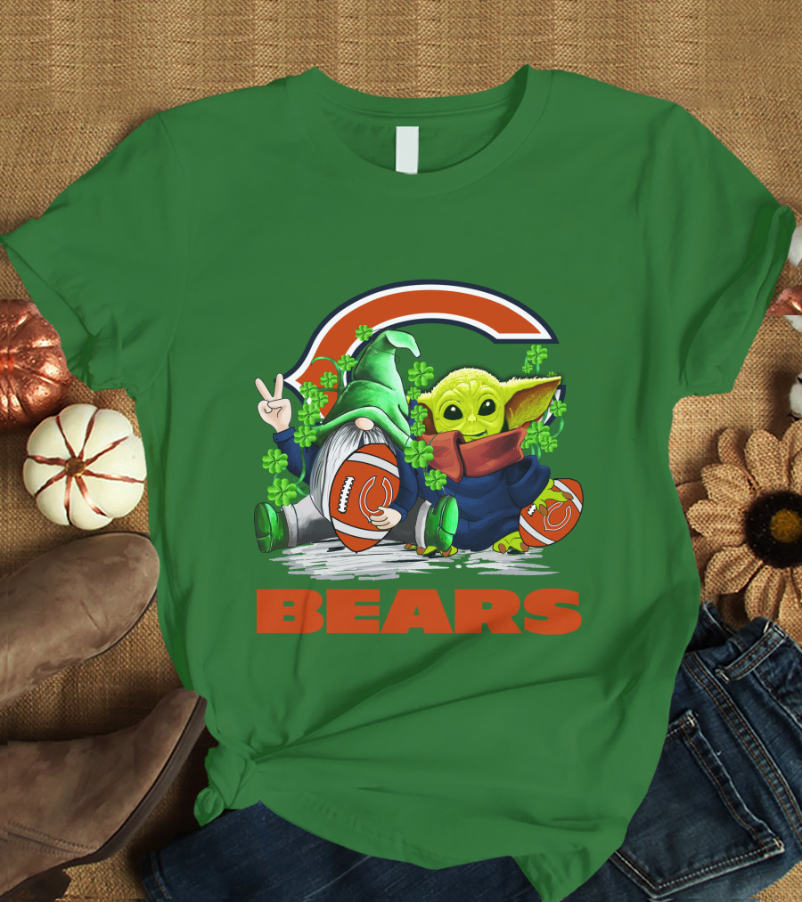 Chicago Bears St. Patrick's Day Football Gnome And Baby Alien T-Shirt