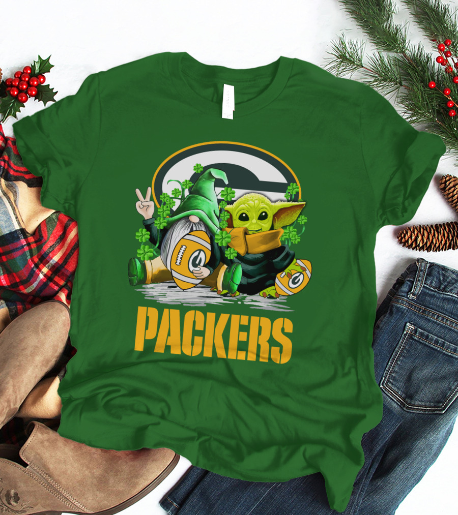 Green Bay Packers Shamrock Gnome And Alien Football St. Patrick's Day T-Shirt