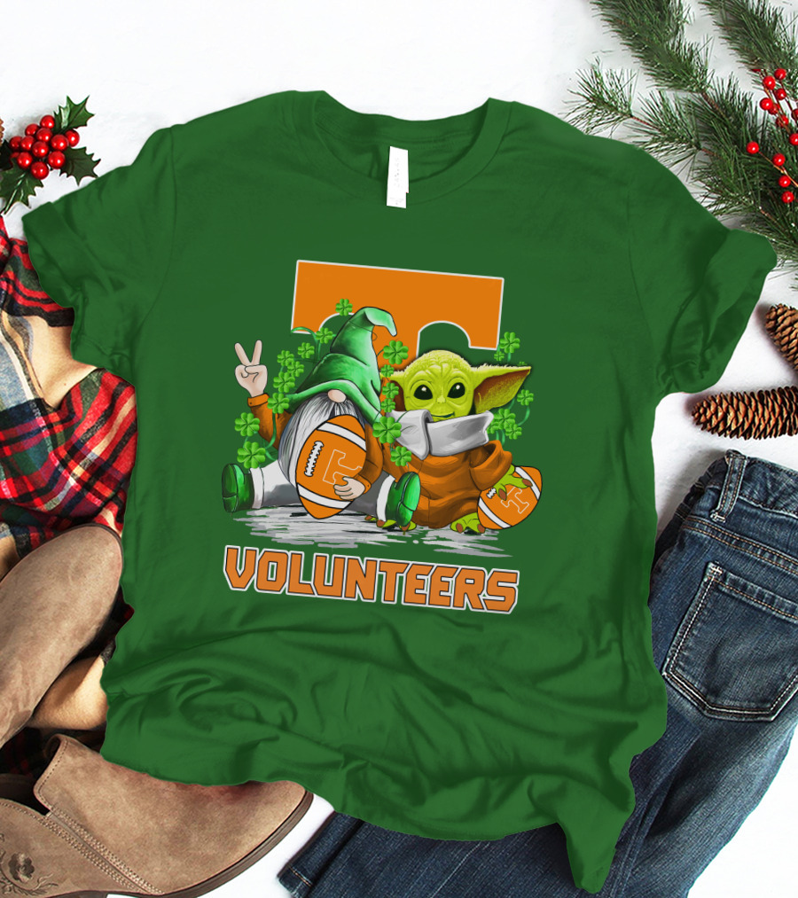 Tennessee Volunteers Football St. Patrick’s Day Gnome And Baby Alien T-Shirt