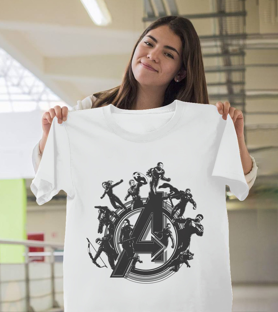 Marvel Avengers Endgame Flying Heroes Emblem With Iconic Characters T-Shirt