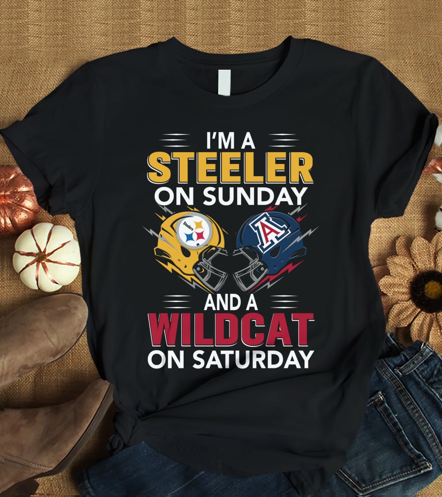 I'm A Steeler On Sunday And A Wildcat On Saturday Helmet Clash T-Shirt