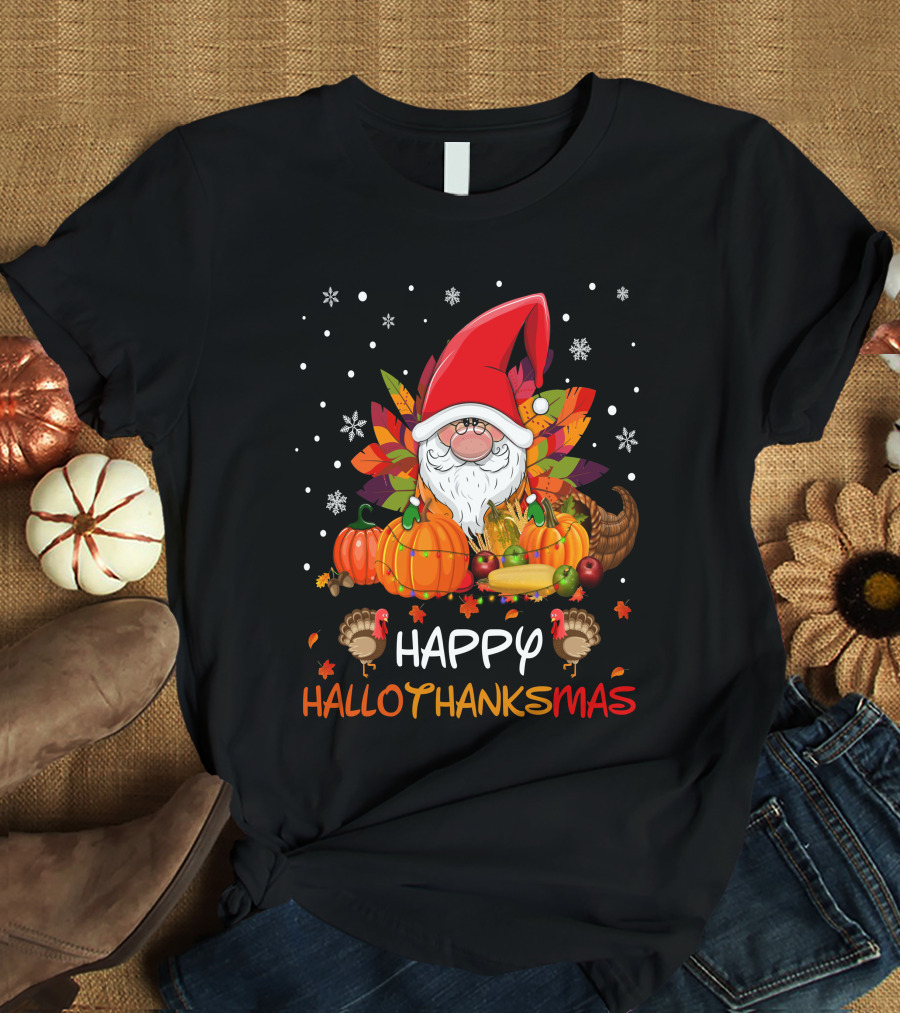 Happy HalloThanksMas Santa Hat Pumpkins Turkeys Cornucopia Snowflakes T-Shirt