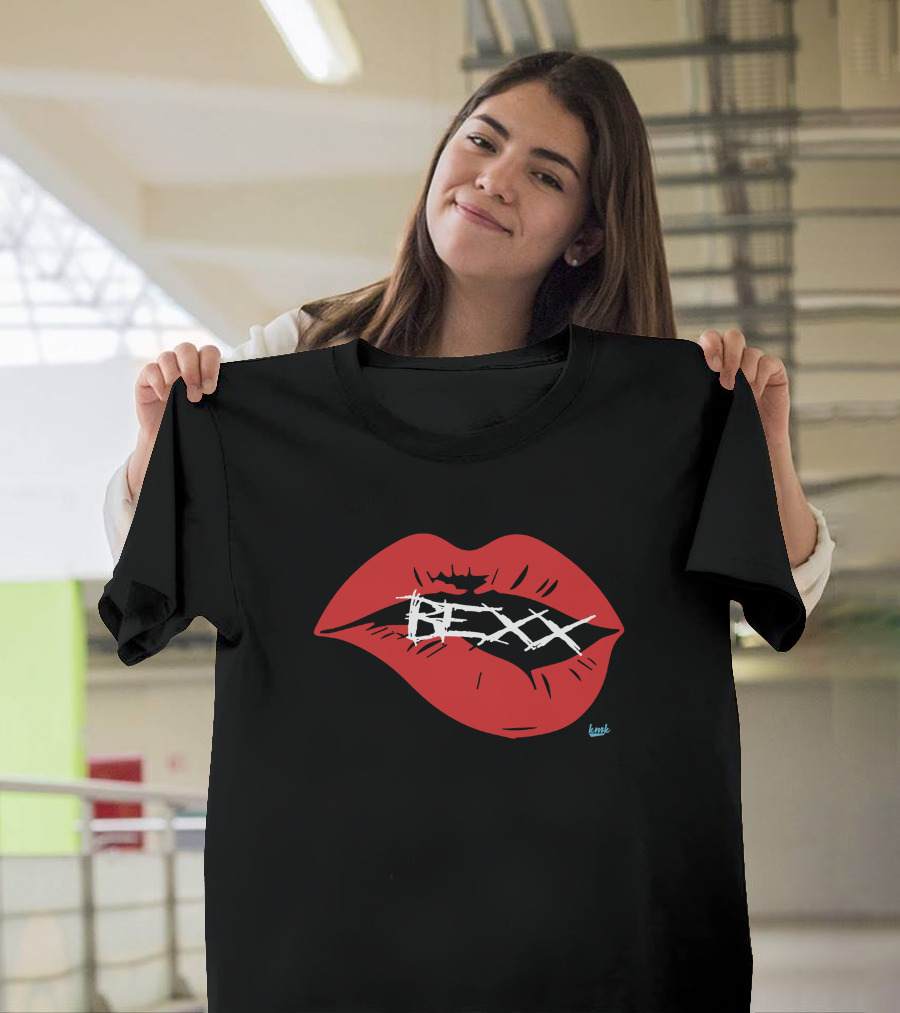 Kall Me Kris Bexx Red Lips Merch T-Shirt
