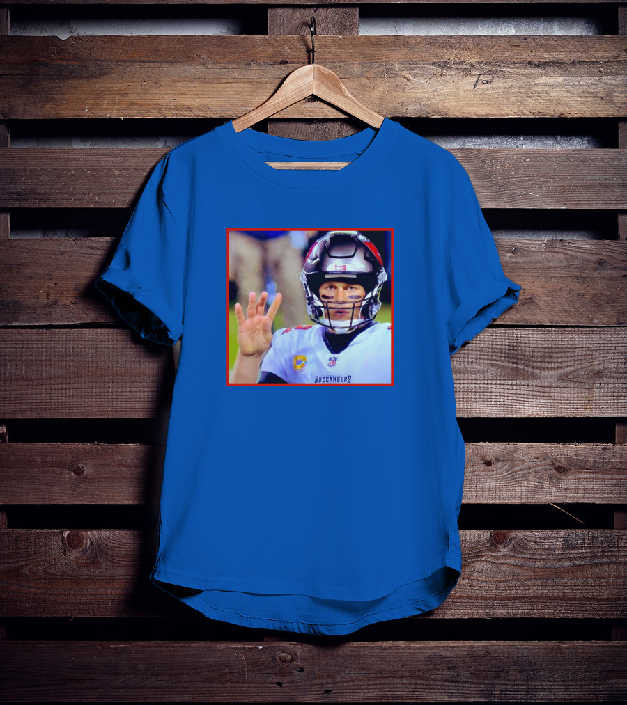Tom Brady Blunder Tampa Bay Buccaneers Football Quarterback T-Shirt