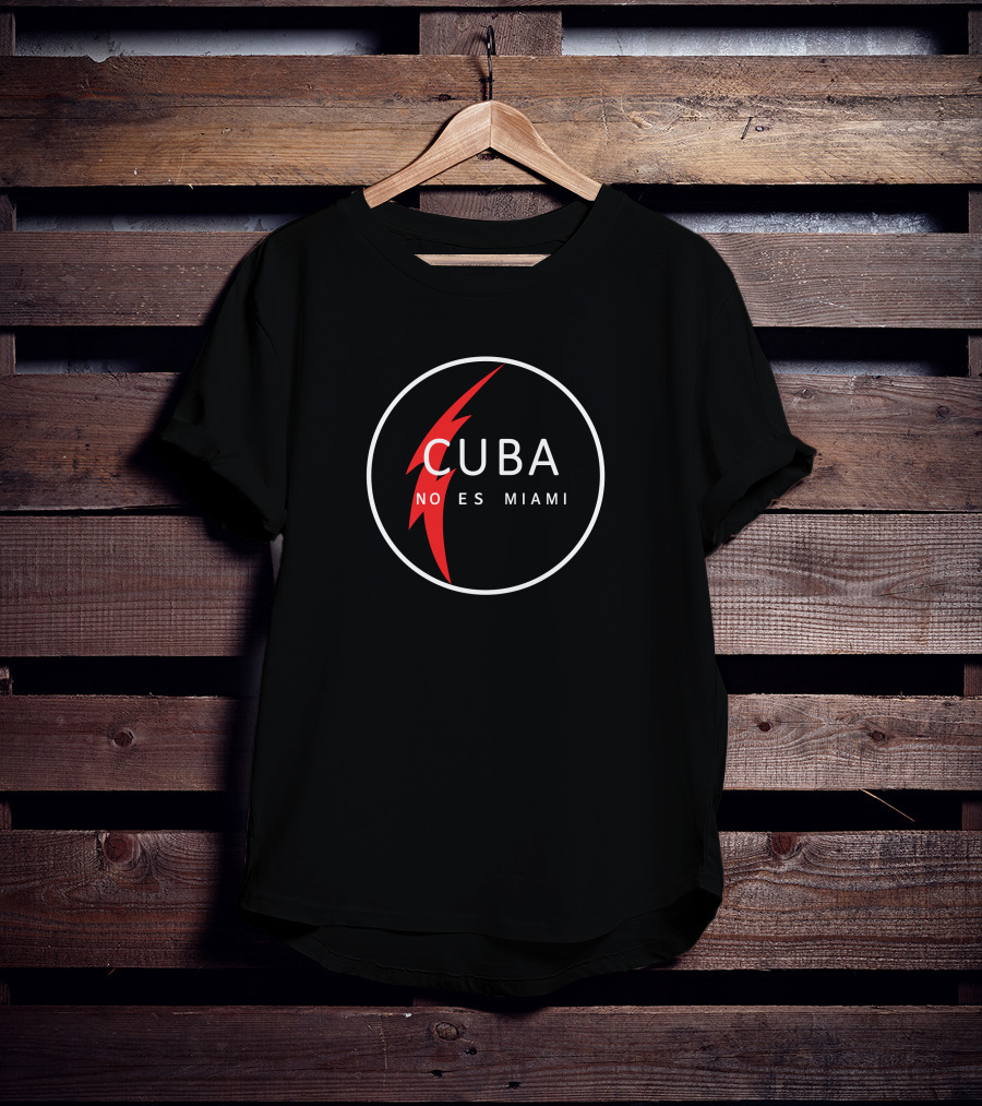 Medea Benjamin Cuba No Es Miami Circle Design Red Lightning T-Shirt