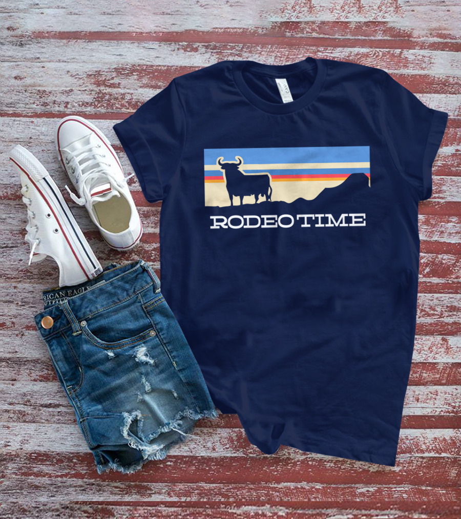 Rodeo Time Sunset Bull Silhouette By Dale Brisby T-Shirt