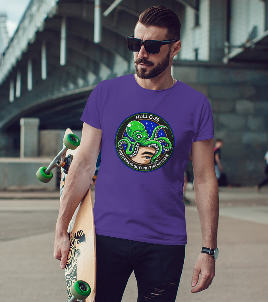 Hullo-39 Nothing Is Beyond The Kraken Green Octopus Starry Sky Badge T-Shirt