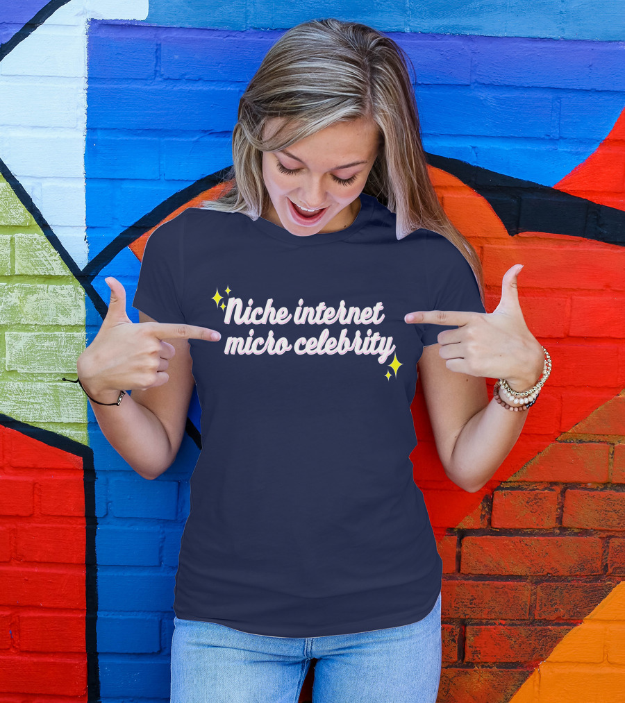 Niche Internet Micro Celebrity Srishtigargg Sparkling Text T-Shirt