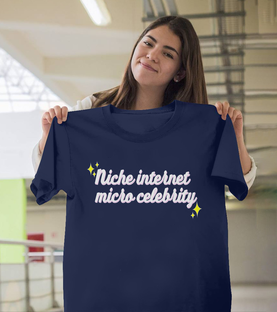 Niche Internet Micro Celebrity Srishtigargg Sparkling Text T-Shirt
