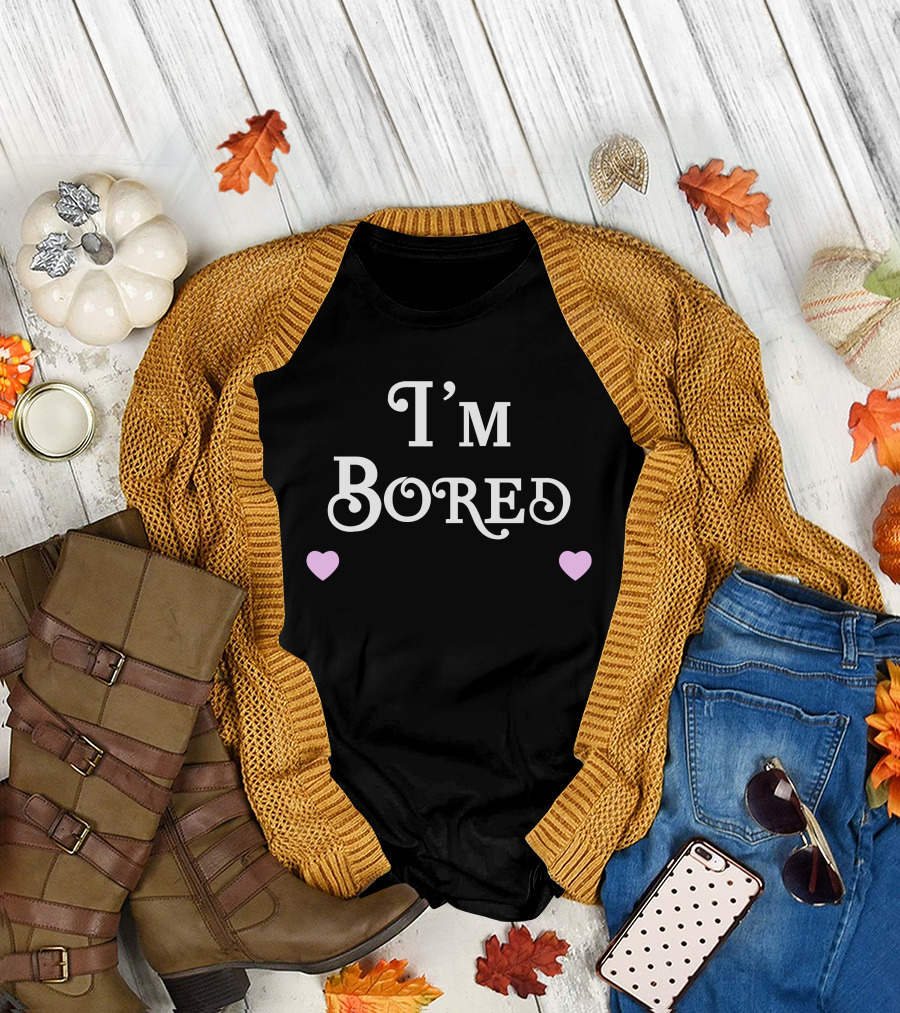 Queens Of Bravo I'm Bored I'm Bored Pink Hearts T-Shirt