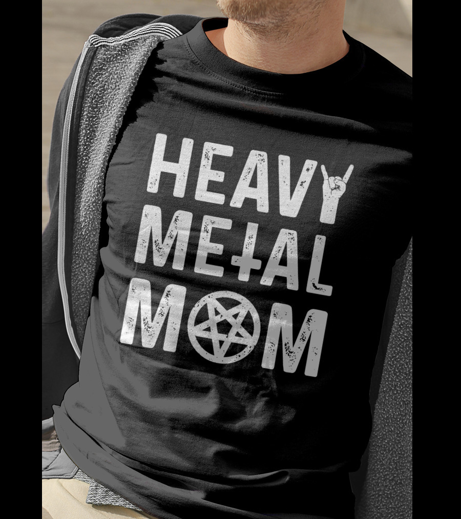 Teedep Store Cassandra L. Thompson Heavy Metal Mom Rock Sign Pentagram T-Shirt