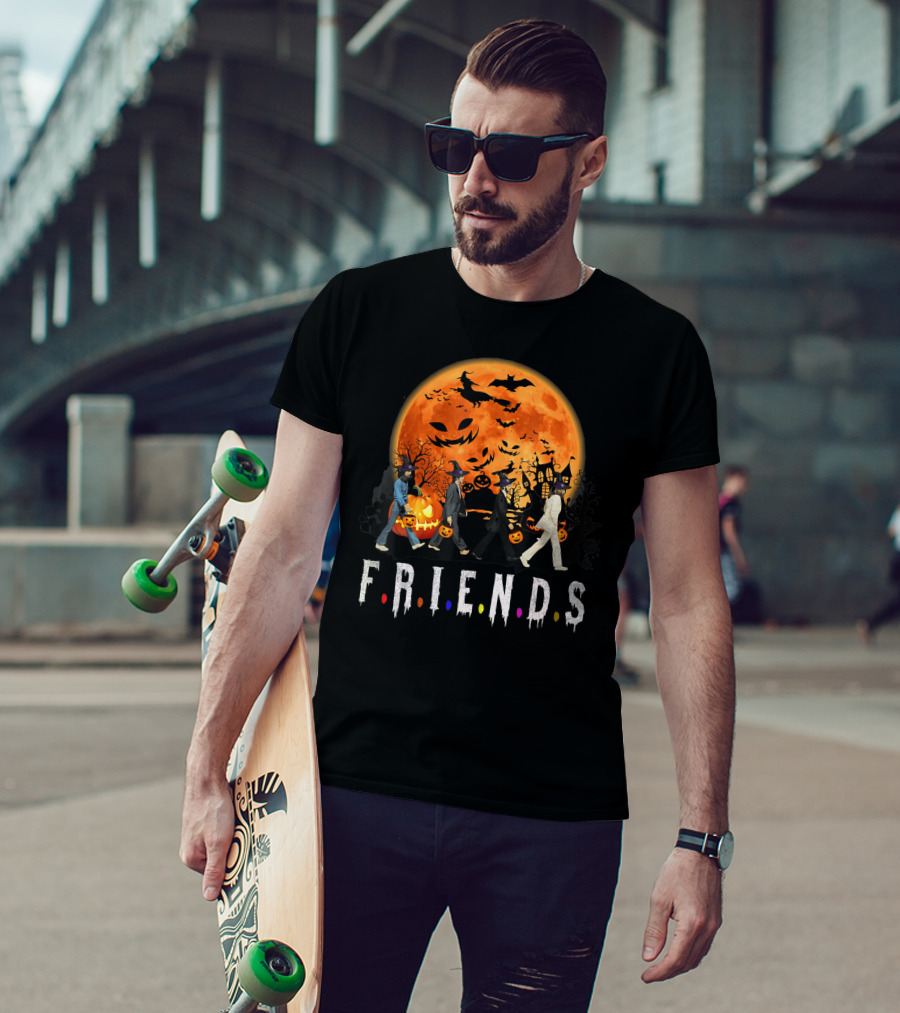 FRIENDS Funnycharacters Halloween Moon Trick Or Treat T-Shirt