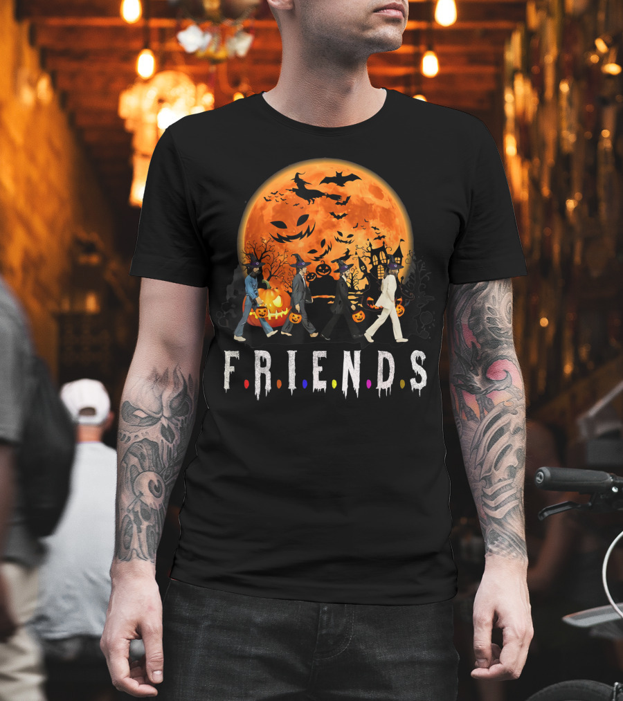 FRIENDS Funnycharacters Halloween Moon Trick Or Treat T-Shirt
