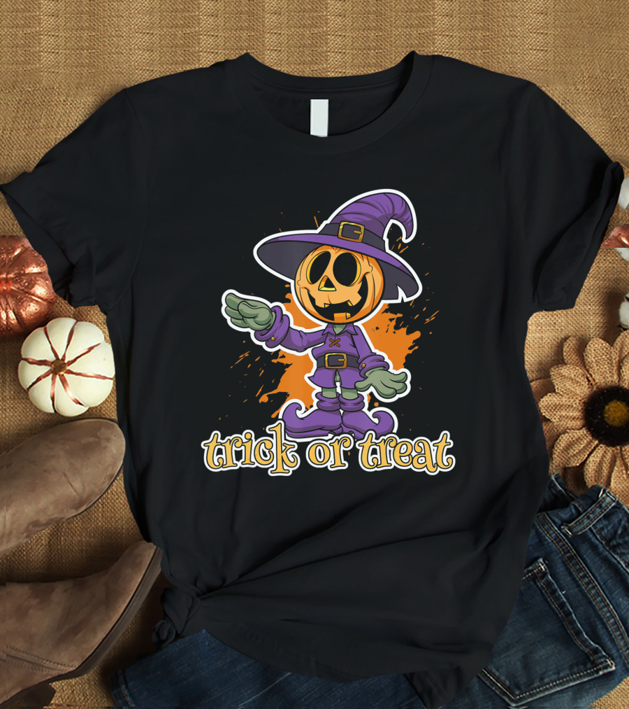 Trick Or Treat Funny Halloween Pumpkin In Witch Hat T-Shirt