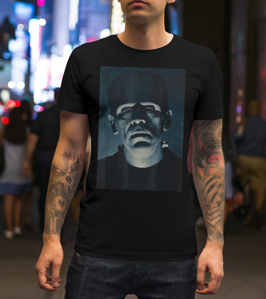 Frankenstein Halloween Horror Vintage Comic Classic Monster Film Image T-Shirt