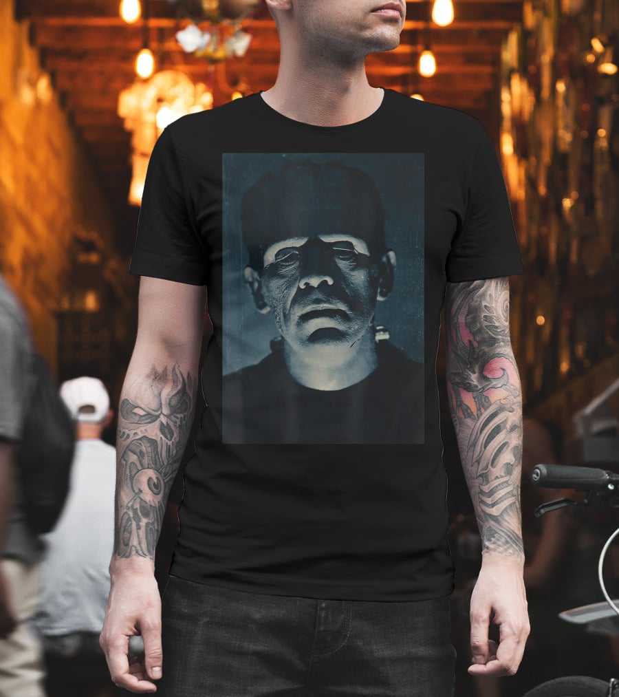 Frankenstein Halloween Horror Vintage Comic Classic Monster Film Image T-Shirt