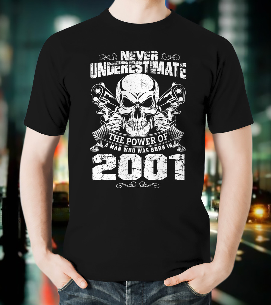Never Underestimate The Power Of A Man Who Was Born In 2001 Skull Pistons Banner T-Shirt