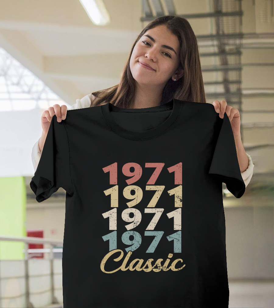 1971 Classic Retro T-Shirt