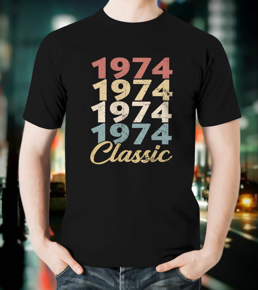 1974 Classic Vintage T-Shirt